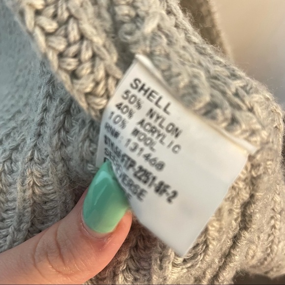 Fate Gray Minimalist Knot Cardigan Sweater Size M - Picture 8 of 9